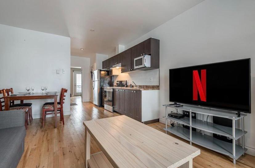 5-Star Prime Location - Bright Condo モントリオール エクステリア 写真